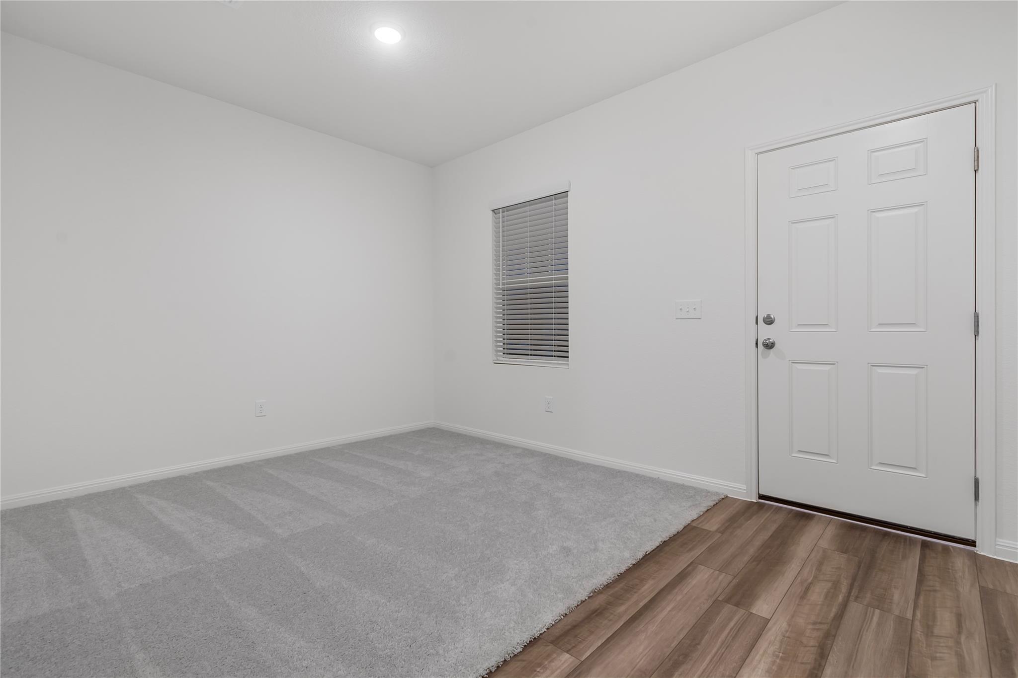 337 Wedemeyer St, Taylor, TX 76574