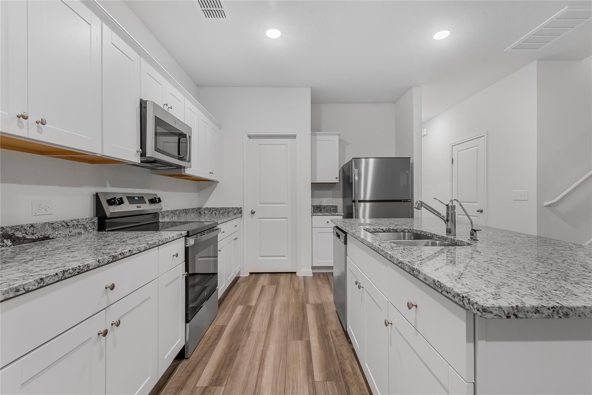 337 Wedemeyer St, Taylor, TX 76574