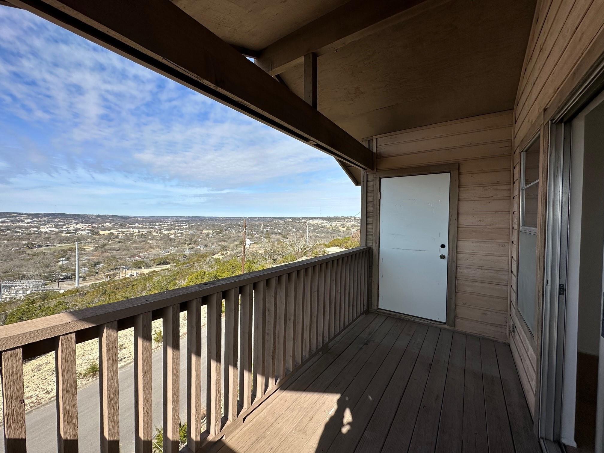 1713 Hiawatha Dr, Kerrville, TX 78028