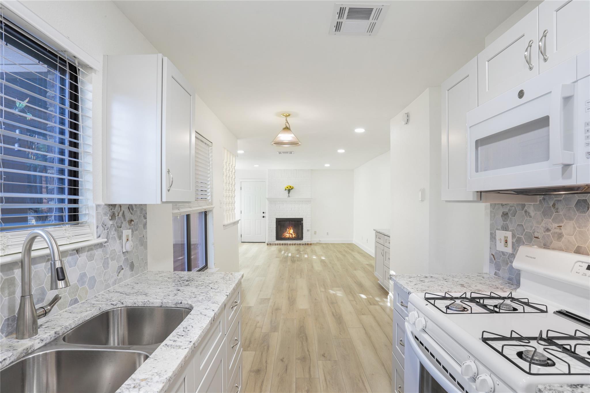 101 Clearday Dr # 104, Austin, TX 78745