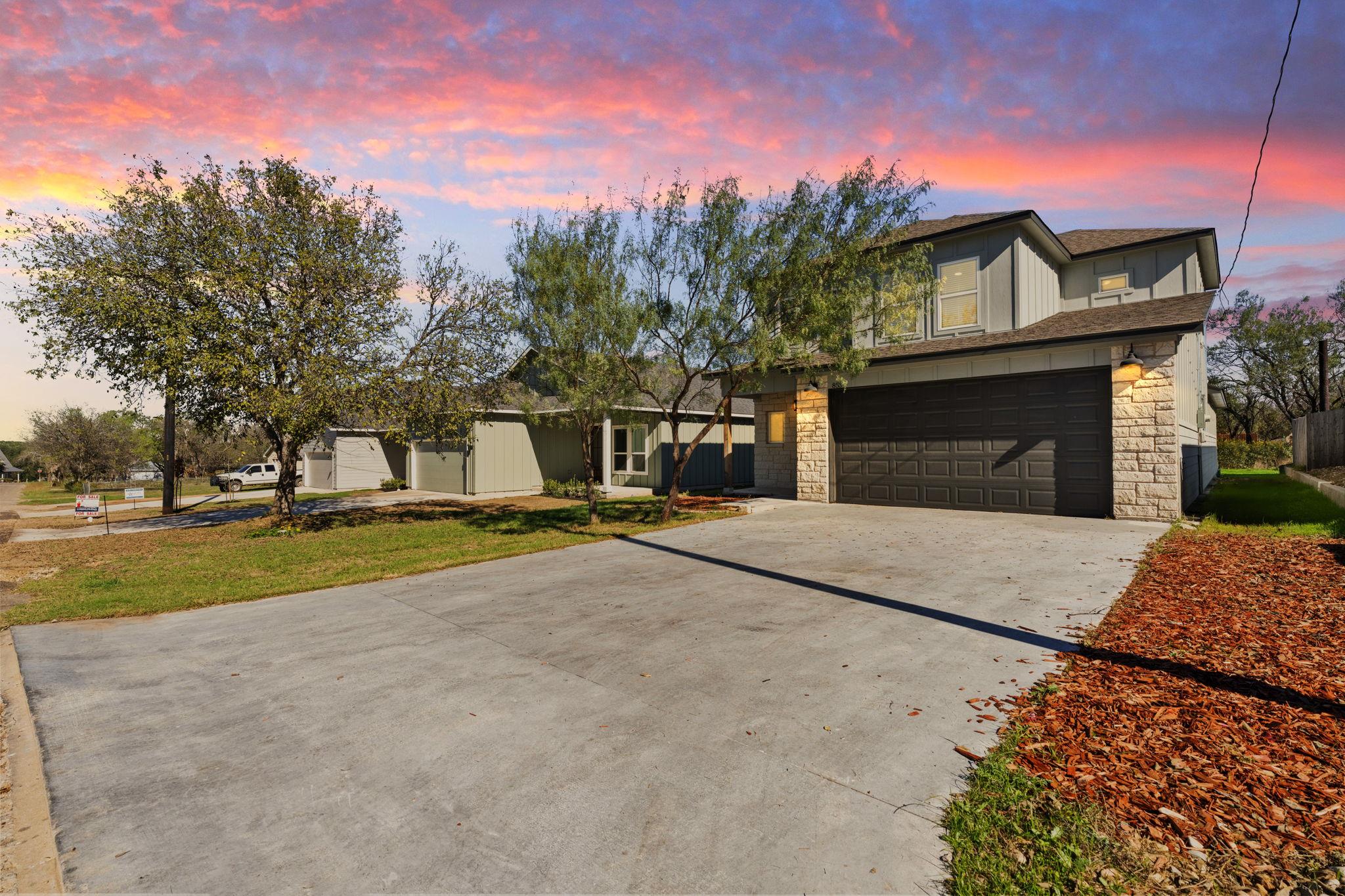 853 Cypress Ln, Cottonwood Shores, TX 78657