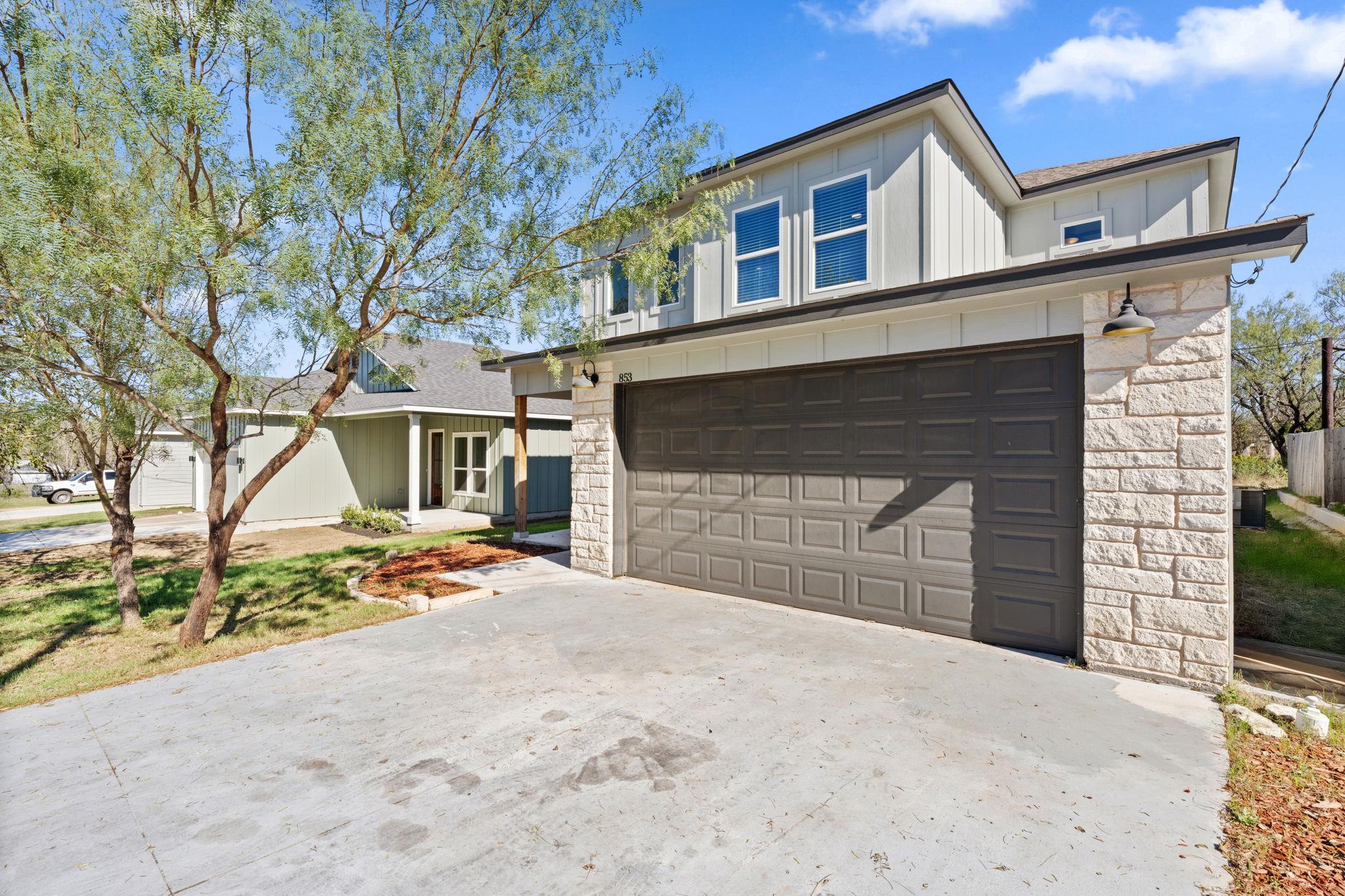 853 Cypress Ln, Cottonwood Shores, TX 78657