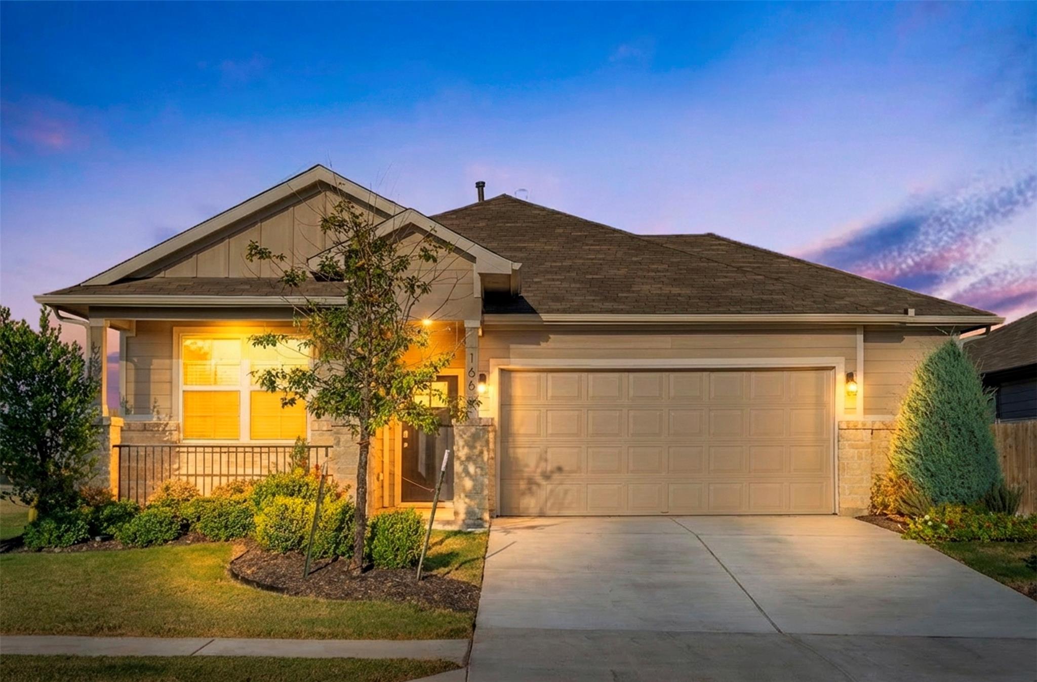 166 Caddo Bnd, Kyle, TX 78640