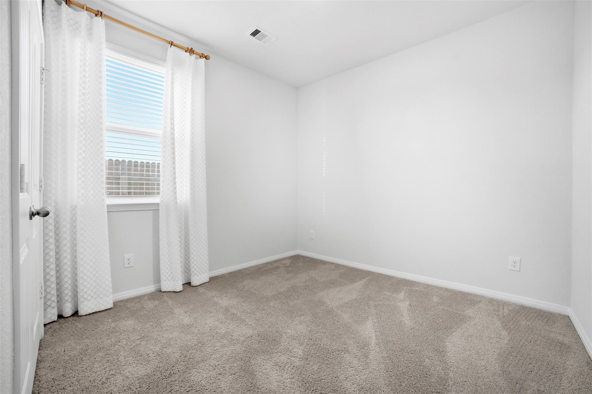 166 Caddo Bnd, Kyle, TX 78640