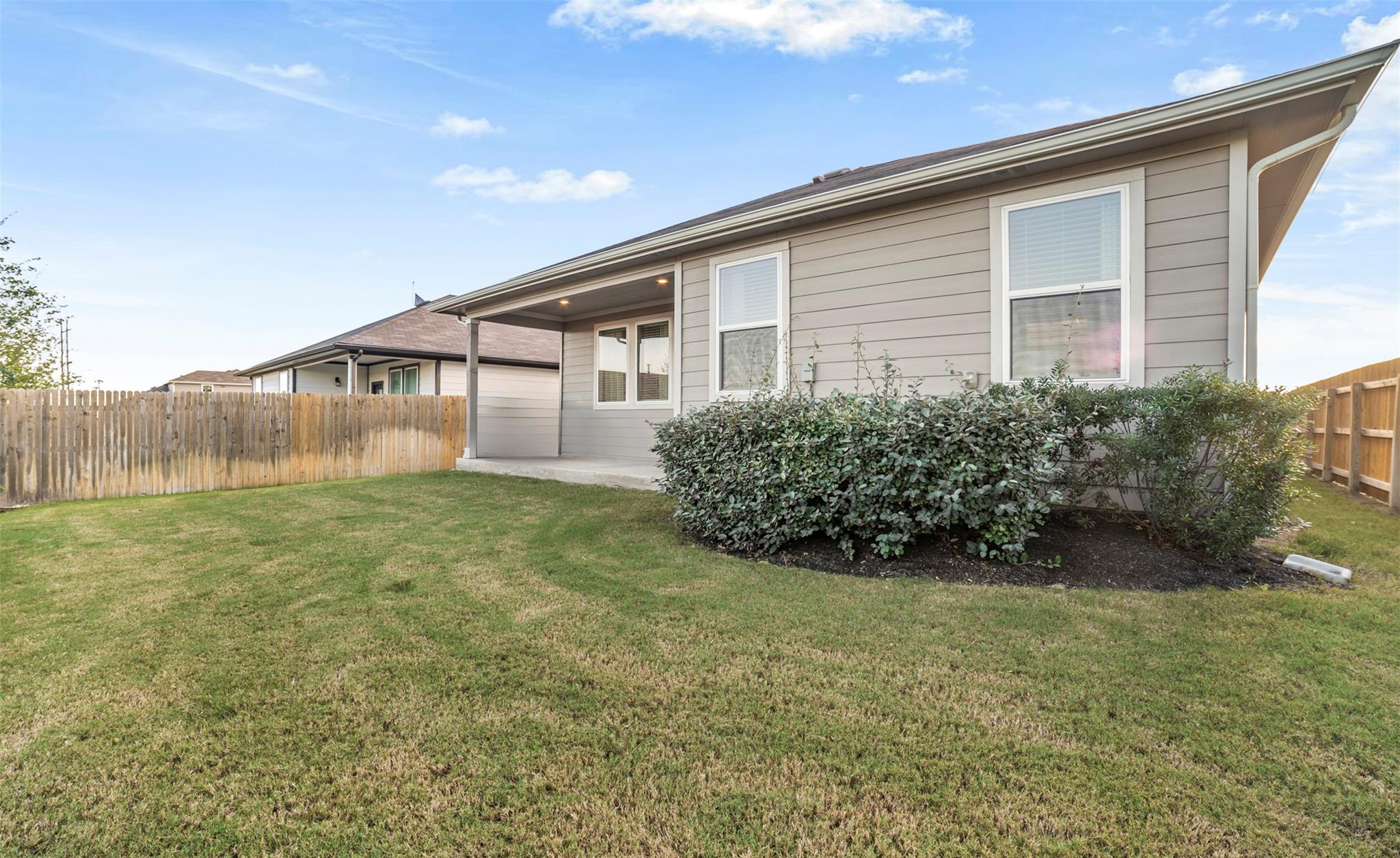 166 Caddo Bnd, Kyle, TX 78640