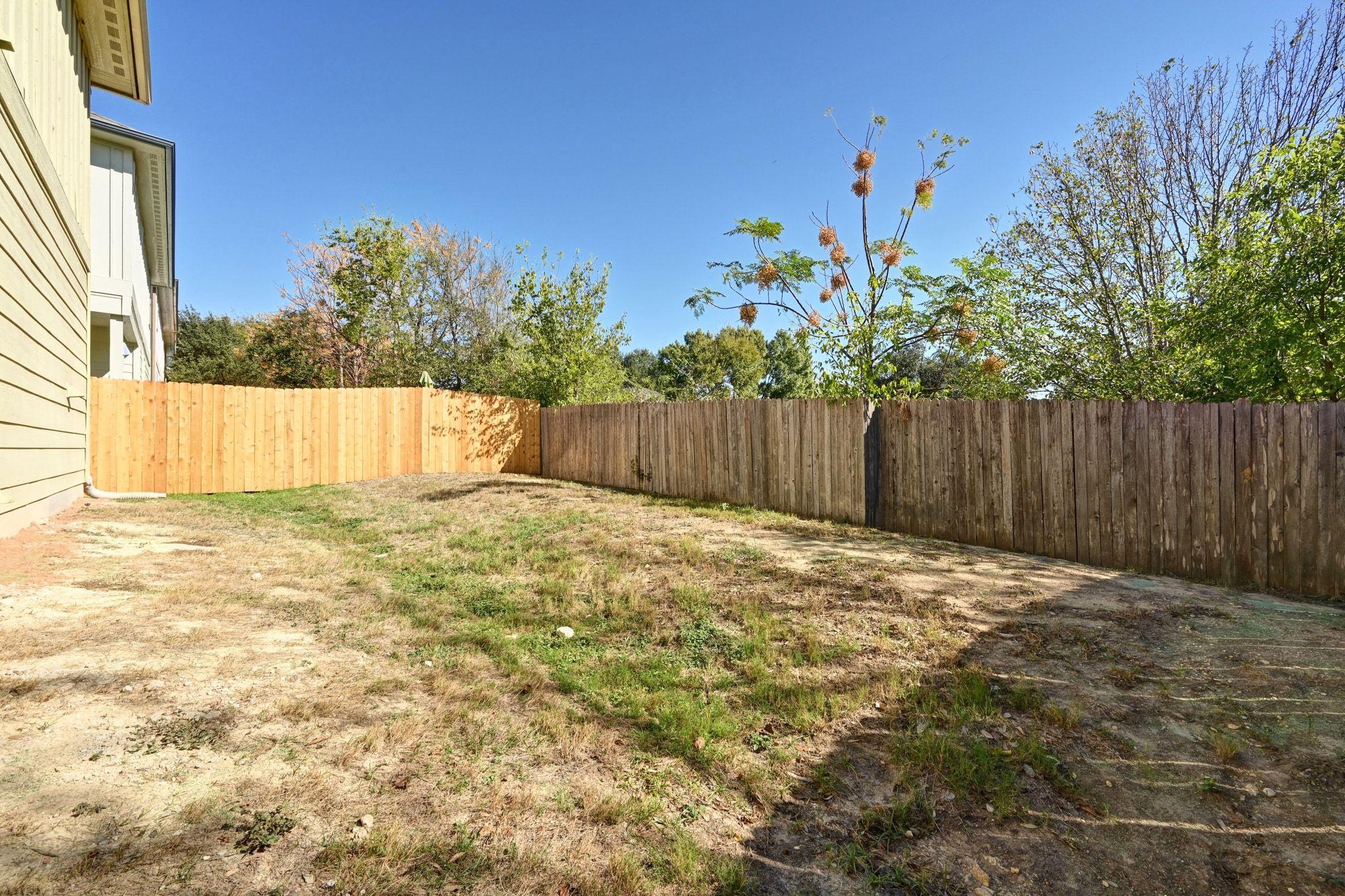 5417 Falling Leaf Ln, Austin, TX 78744