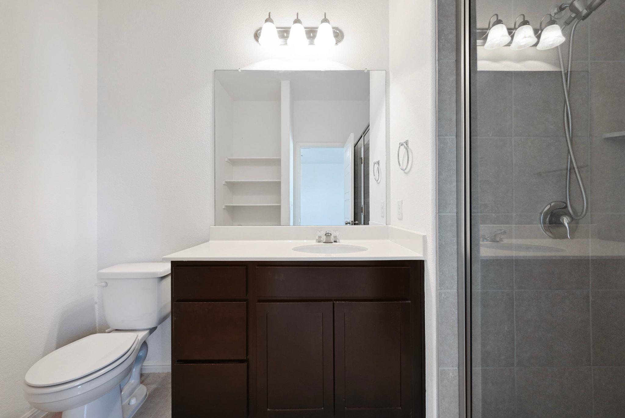 5417 Falling Leaf Ln, Austin, TX 78744