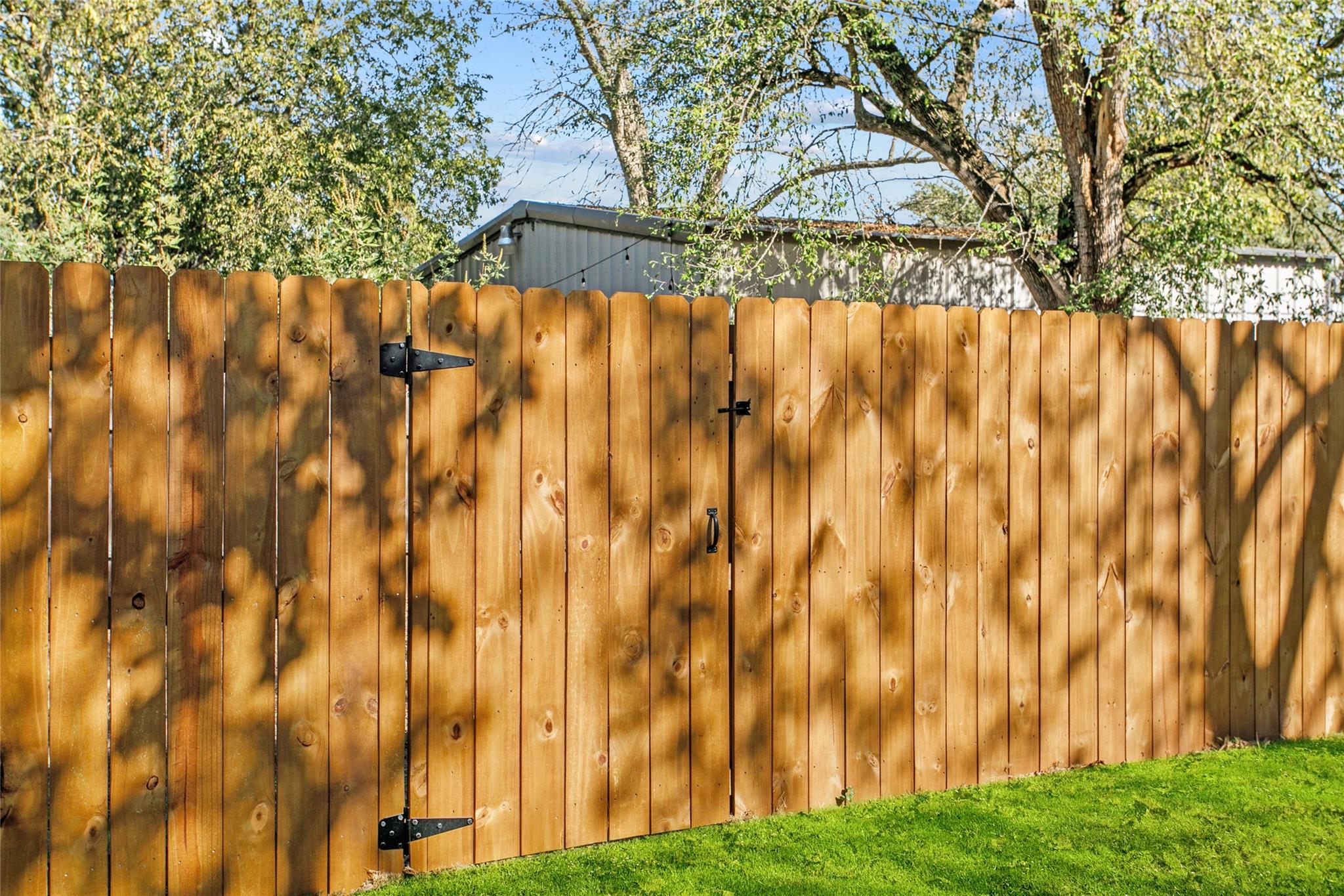 347 Monroe St, Giddings, TX 78942