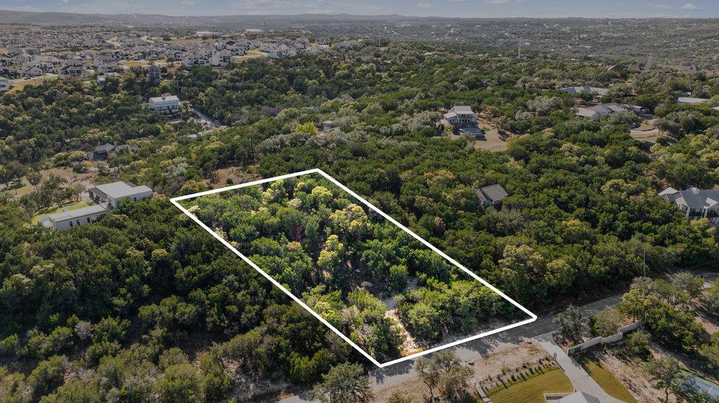2742 Tradewind Dr, Spicewood, TX 78669