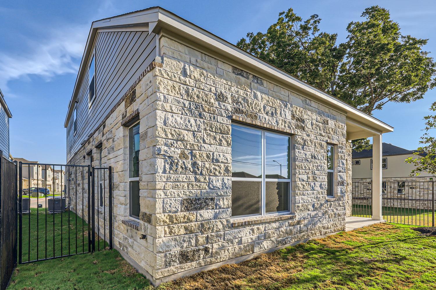 1531 N Red Bud Ln # 31, Round Rock, TX 78665