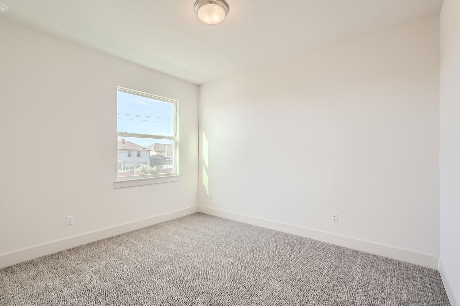 1531 N Red Bud Ln # 32, Round Rock, TX 78665