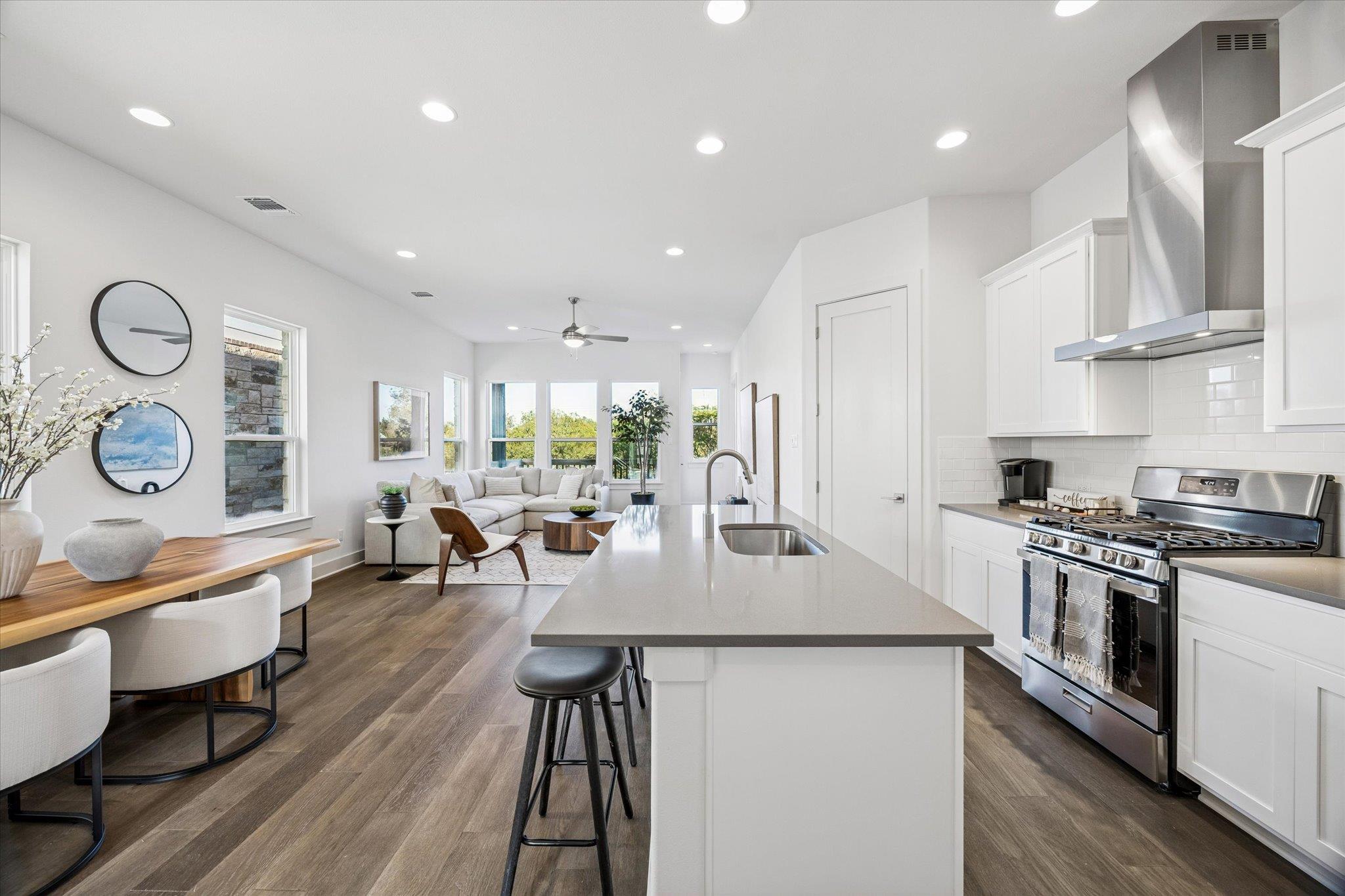 1531 N Red Bud Ln # 22, Round Rock, TX 78665