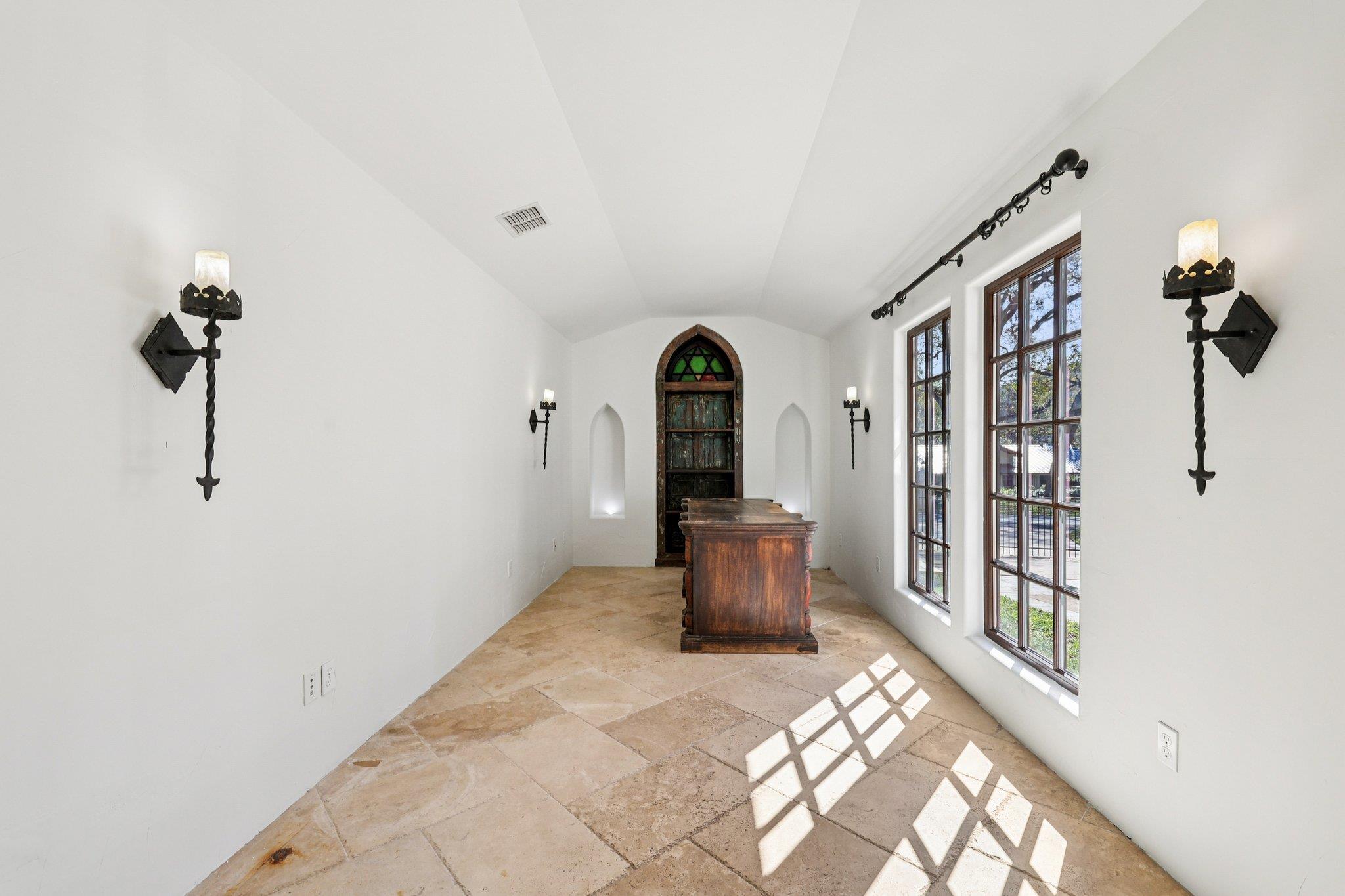 2706 Pearce Rd, Austin, TX 78730