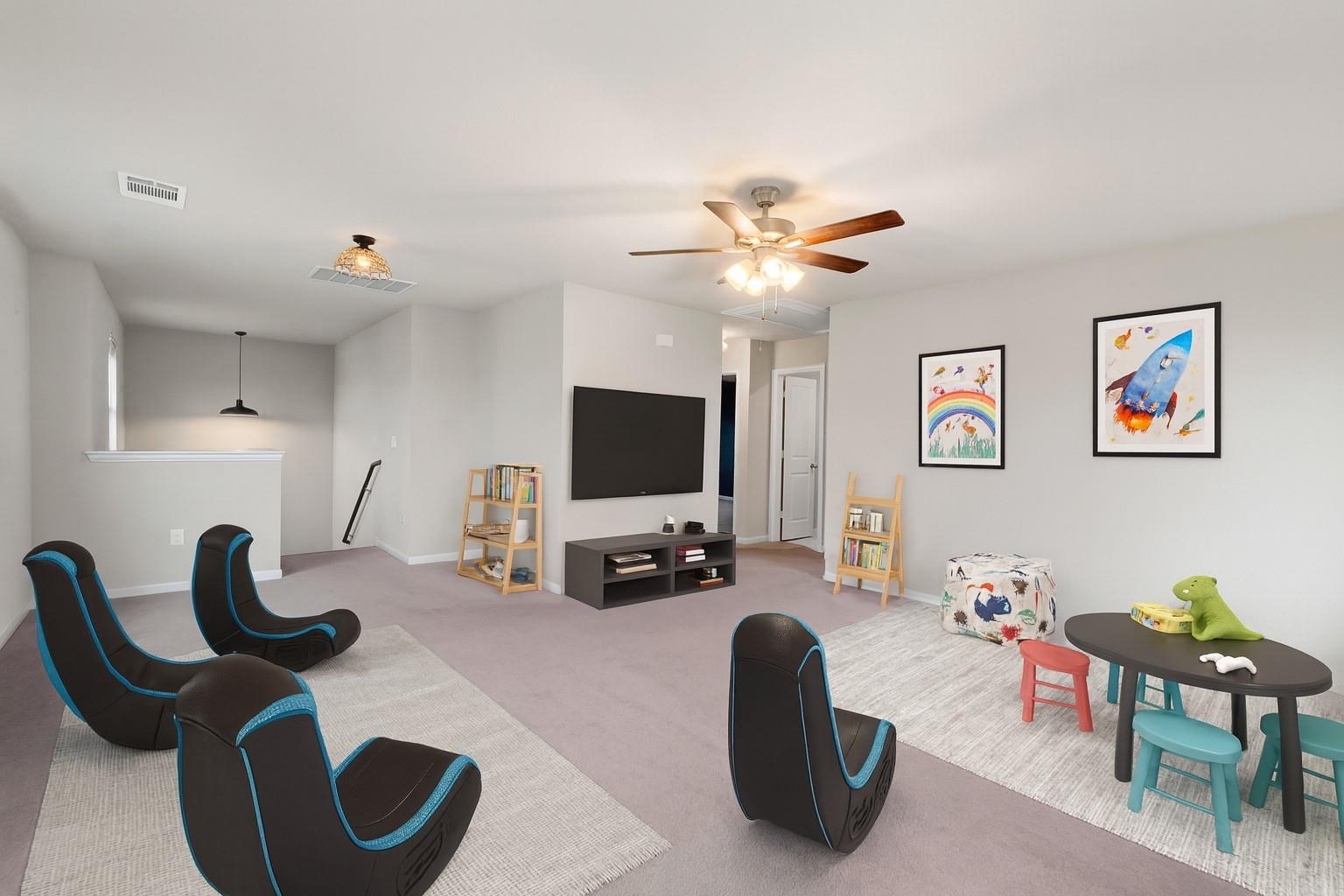 300 Eagle Lake Dr, Hutto, TX 78634