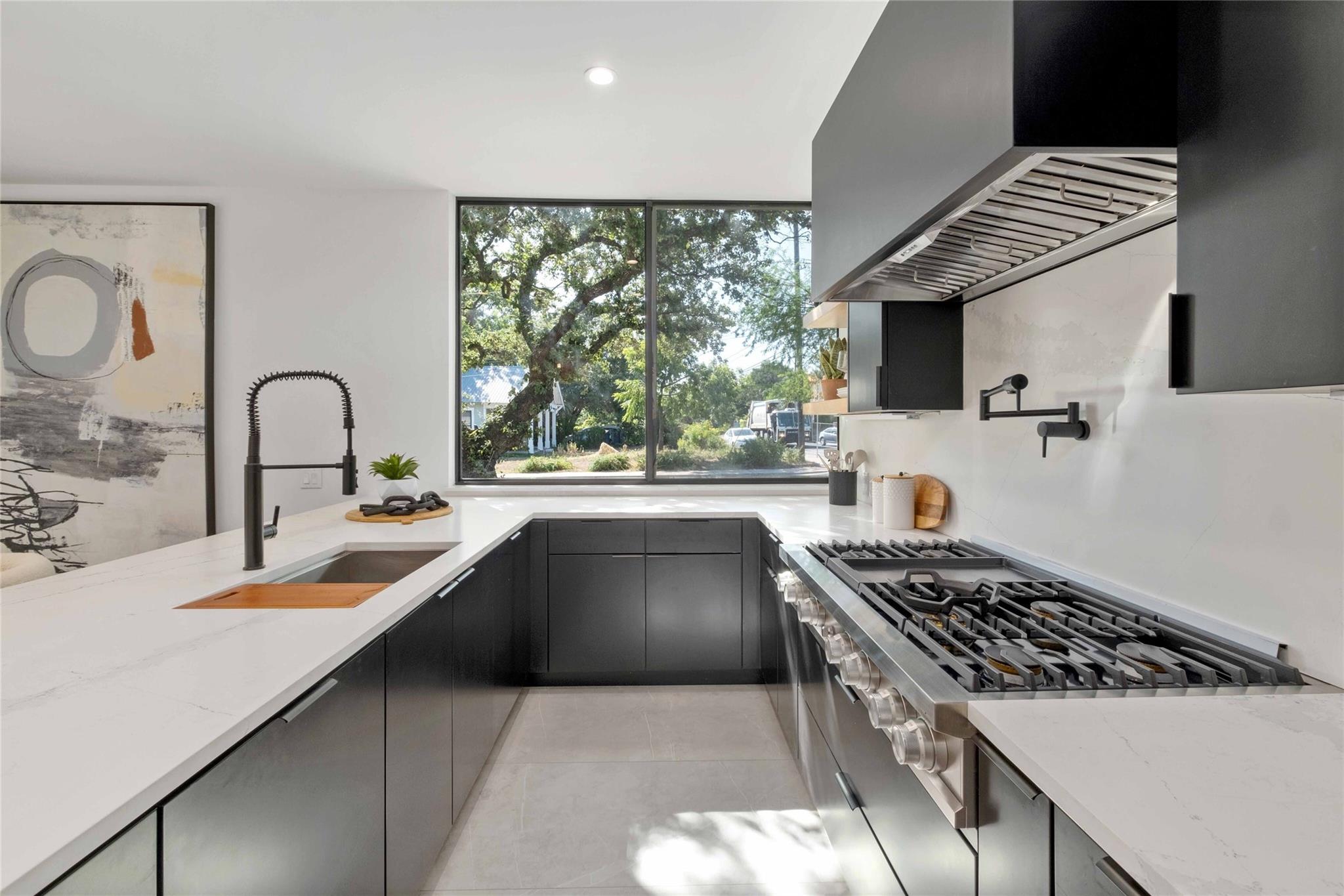 1100 W Mary St, Austin, TX 78704