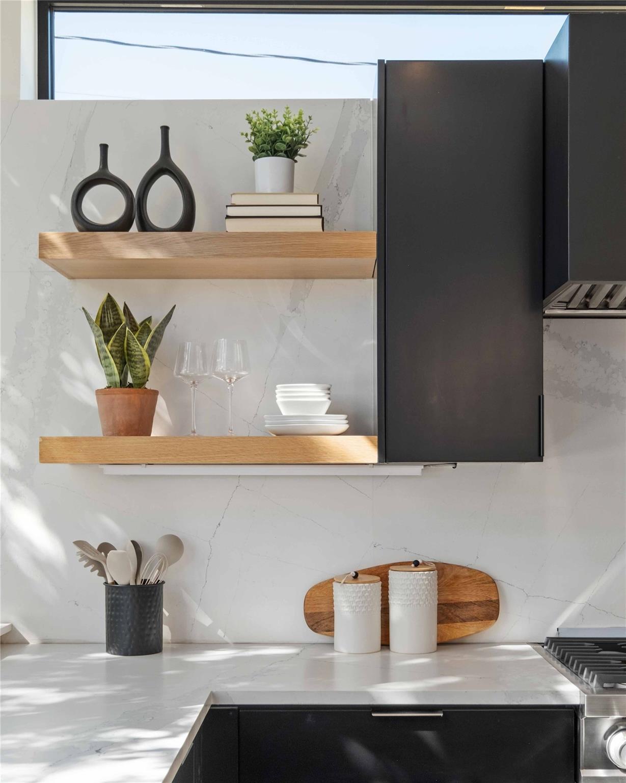 1100 W Mary St, Austin, TX 78704