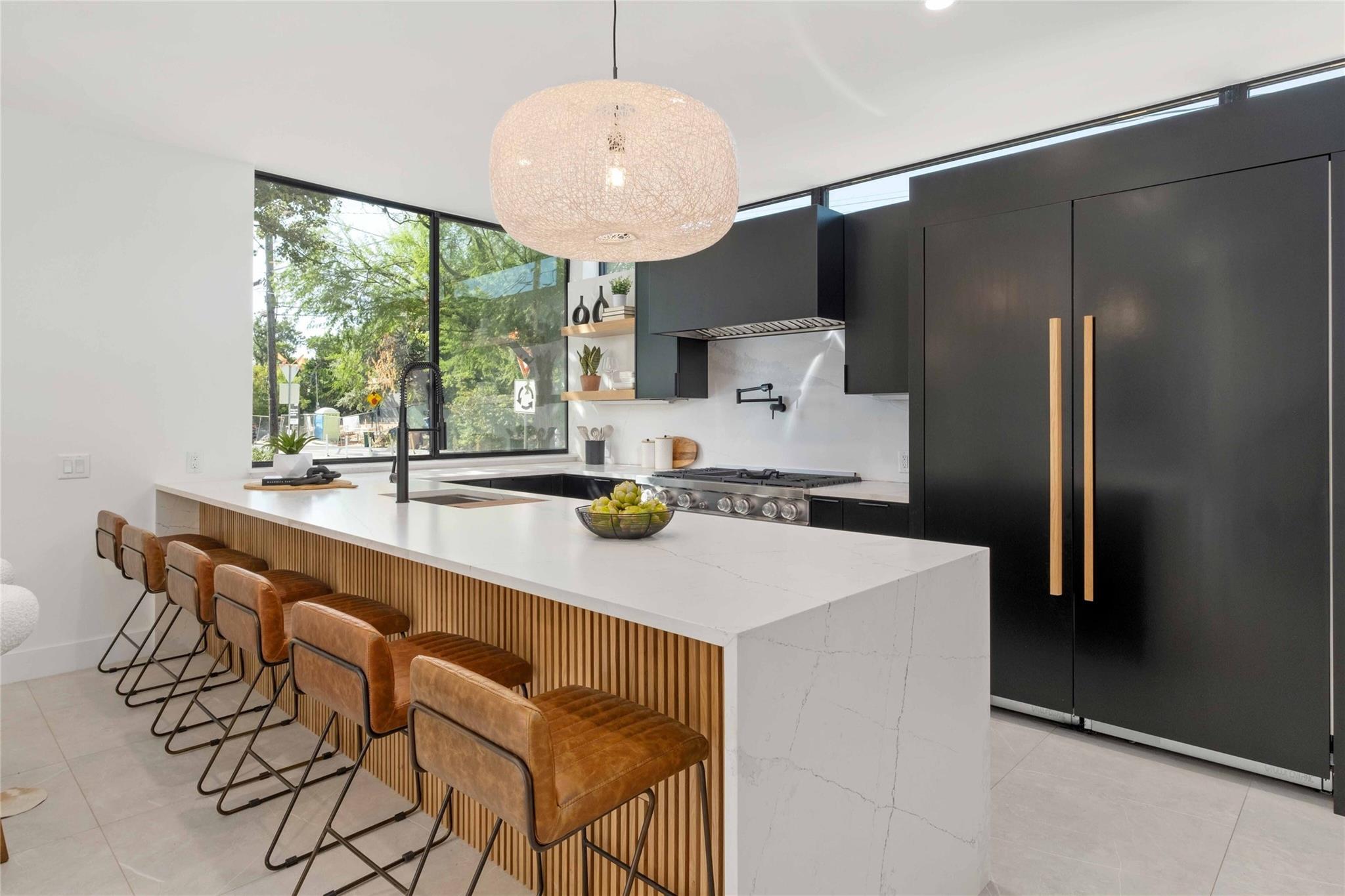 1100 W Mary St, Austin, TX 78704