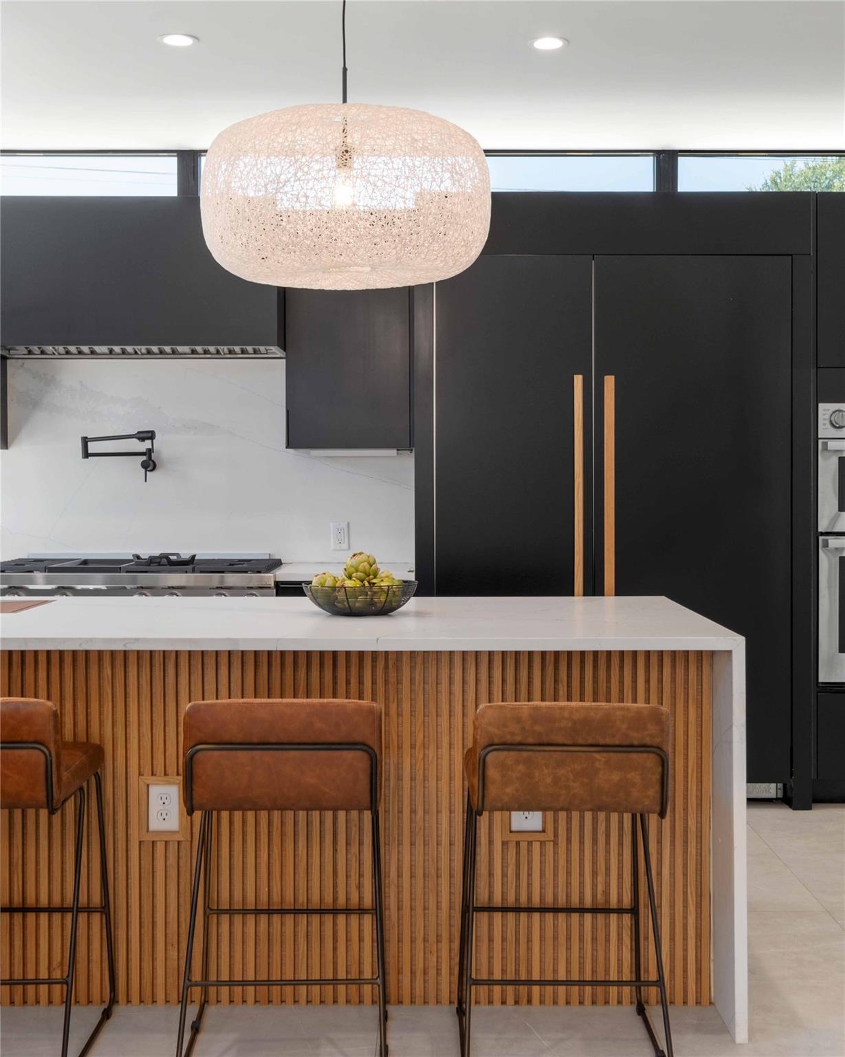 1100 W Mary St, Austin, TX 78704