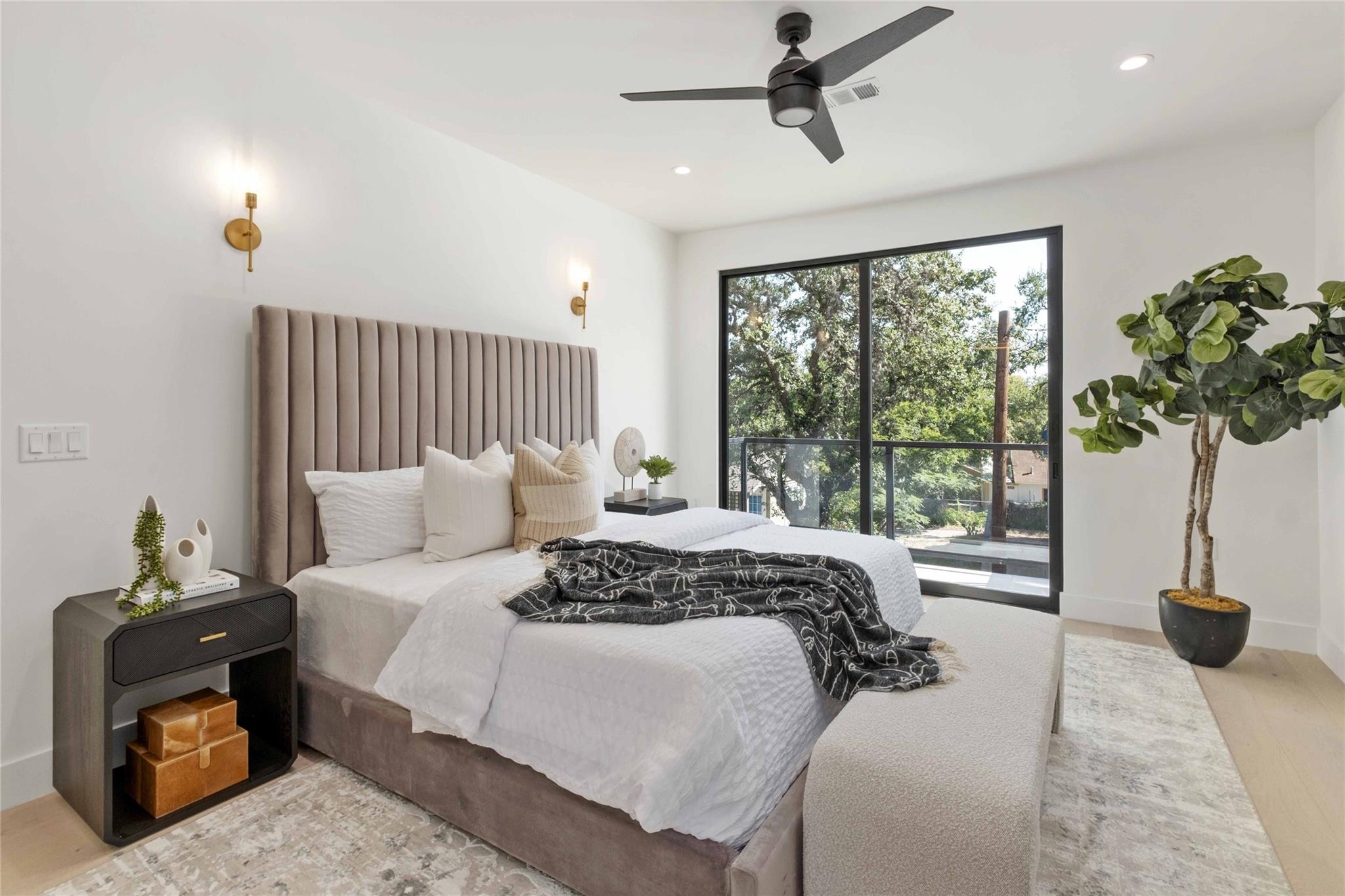 1100 W Mary St, Austin, TX 78704