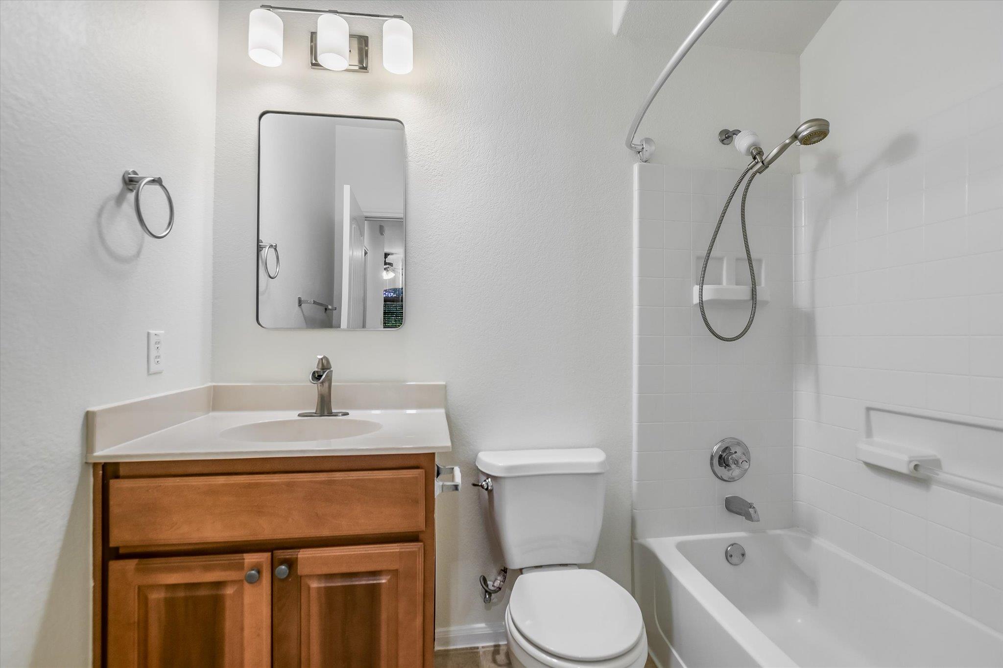 11400 W Parmer Ln # 79, Cedar Park, TX 78613