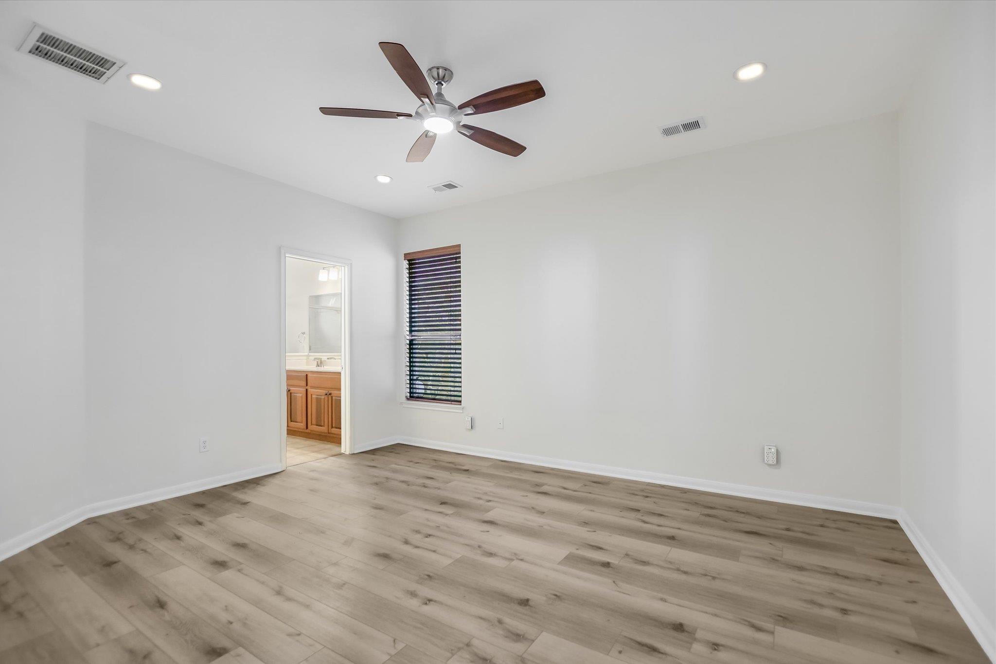 11400 W Parmer Ln # 79, Cedar Park, TX 78613