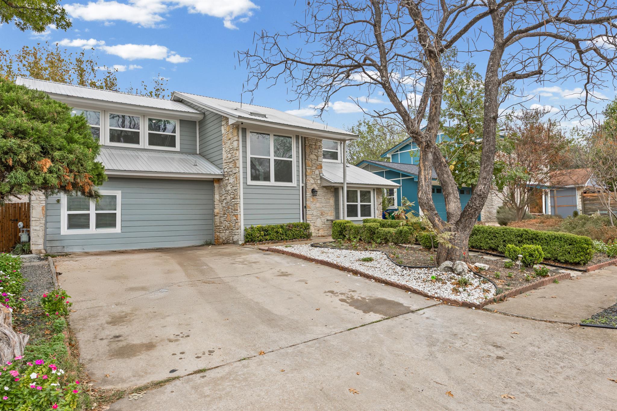 8207 Beaver Brook Ln, Austin, TX 78748