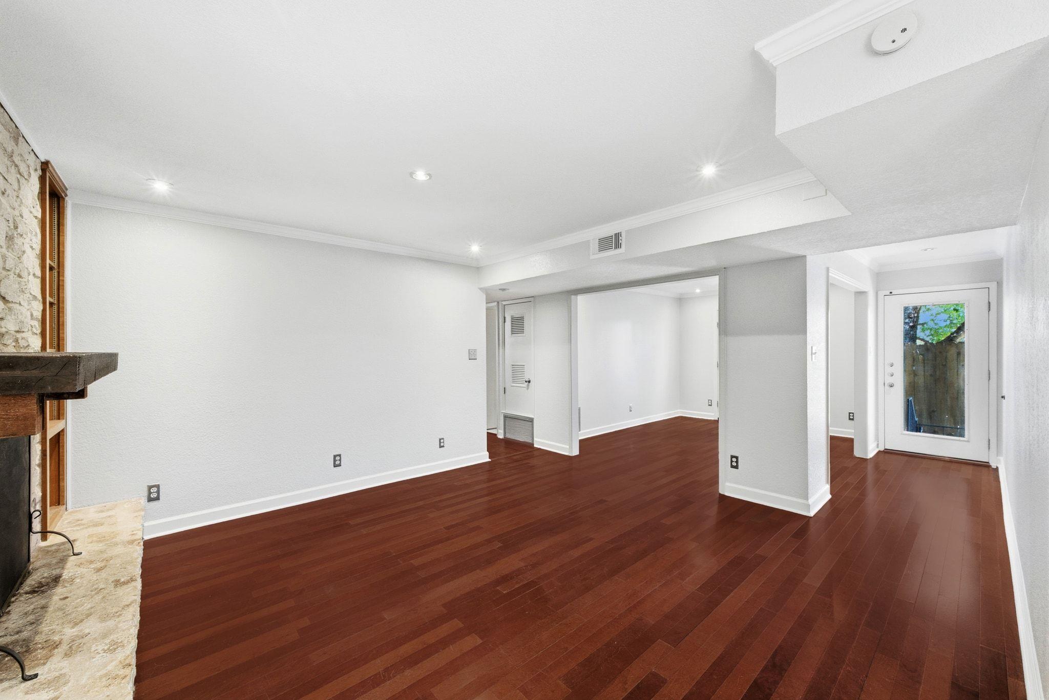 6210 Shadow Valley Dr # B, Austin, TX 78731