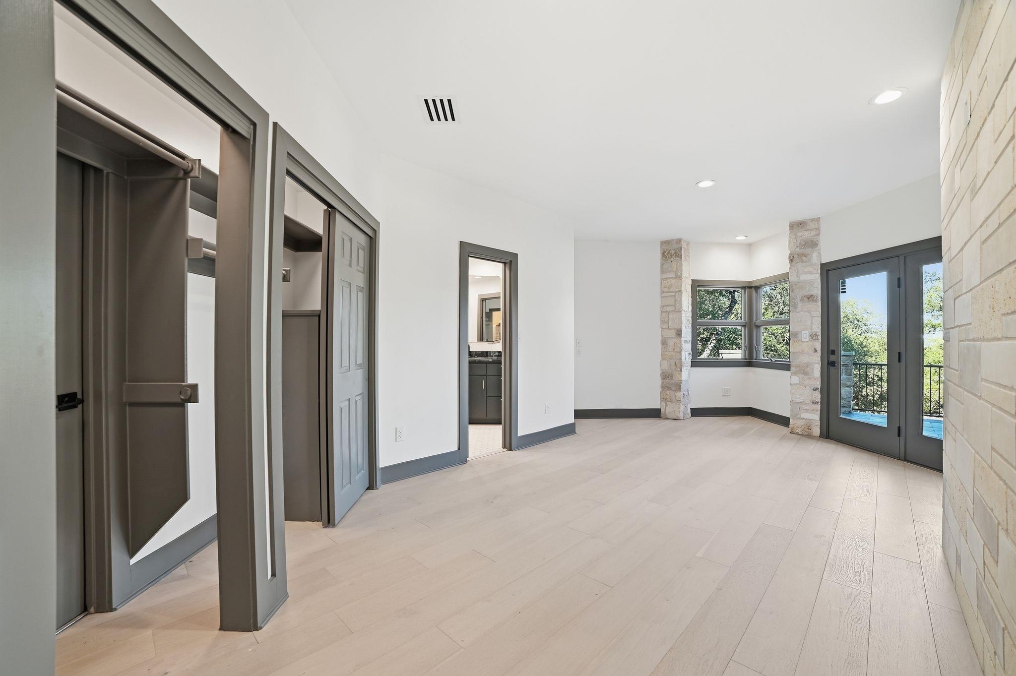 2700 Marina Shores Dr, Spicewood, TX 78669