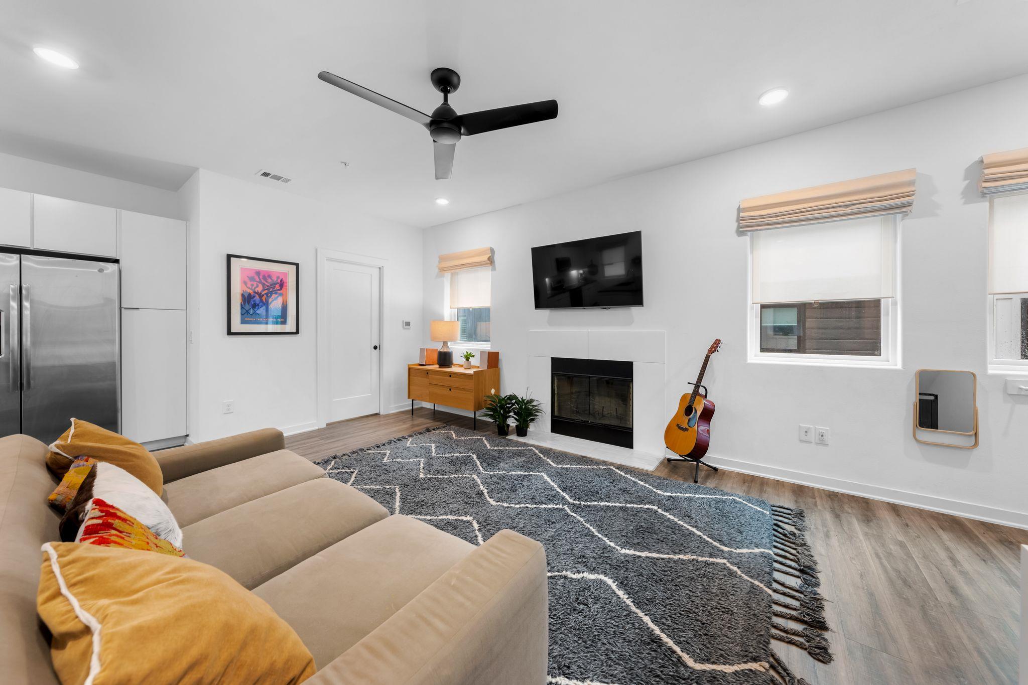 5924 S Congress Ave # 112, Austin, TX 78745