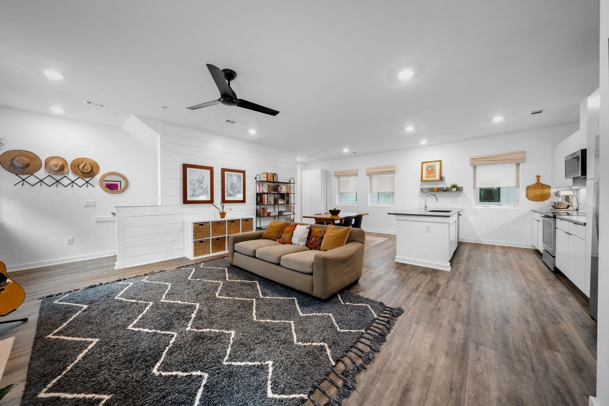 5924 S Congress Ave # 112, Austin, TX 78745