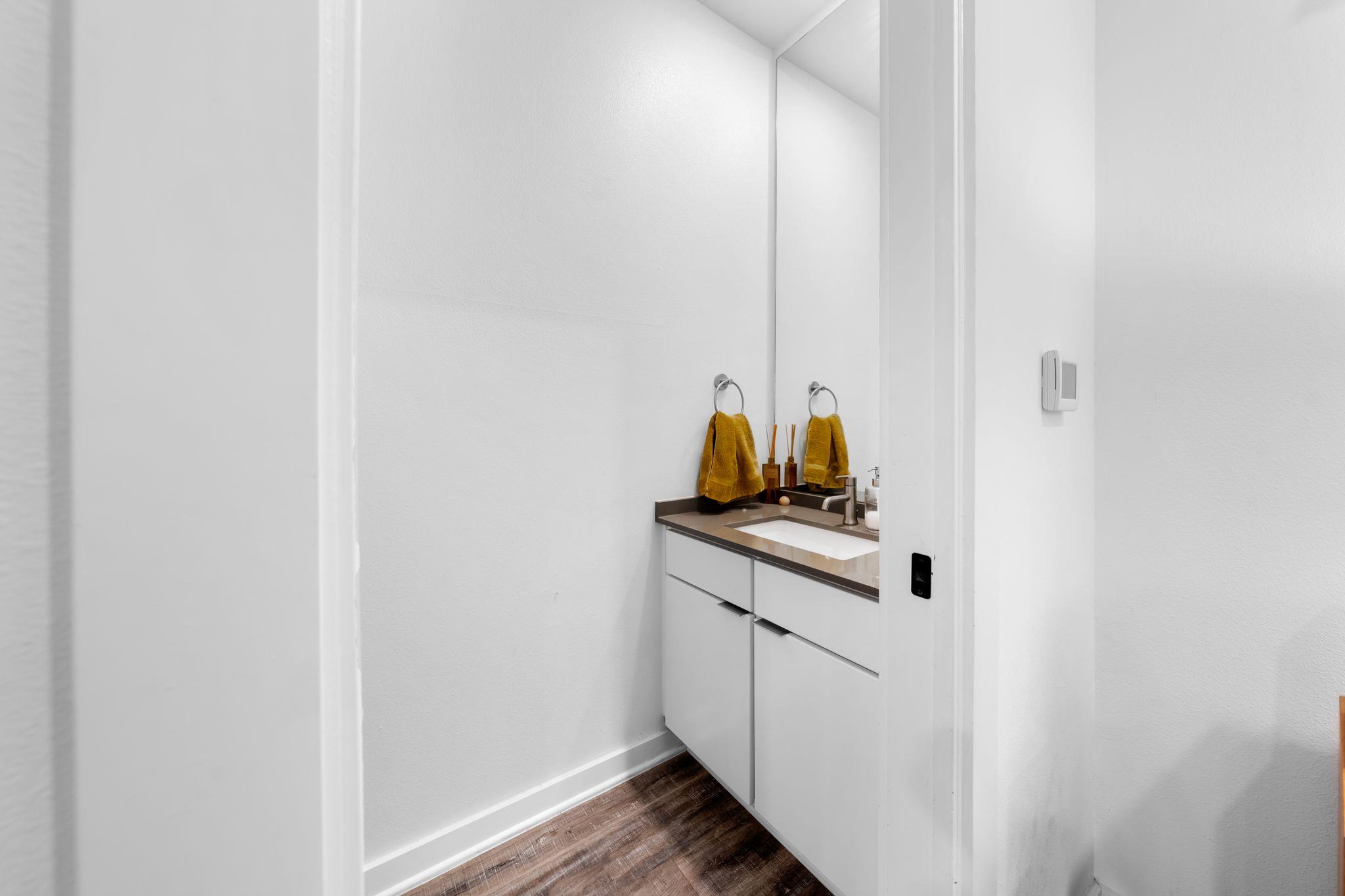 5924 S Congress Ave # 112, Austin, TX 78745