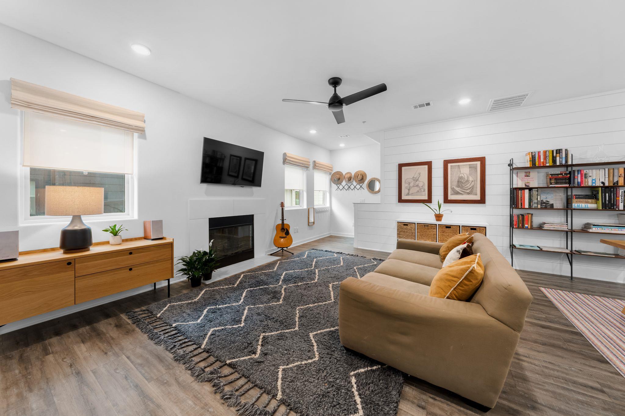 5924 S Congress Ave # 112, Austin, TX 78745