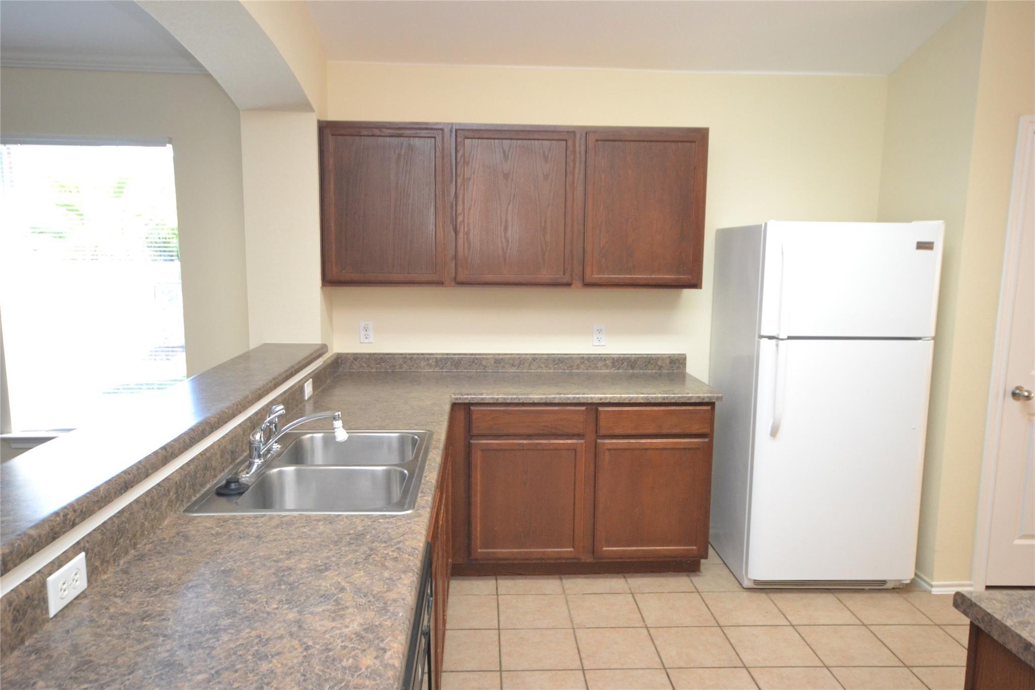 114 Washington Square Dr, Leander, TX 78641