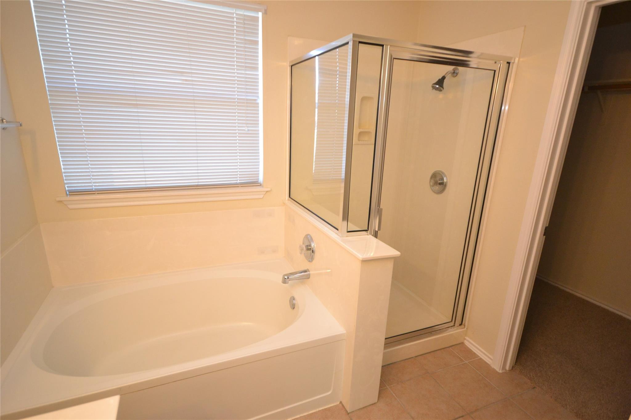 114 Washington Square Dr, Leander, TX 78641