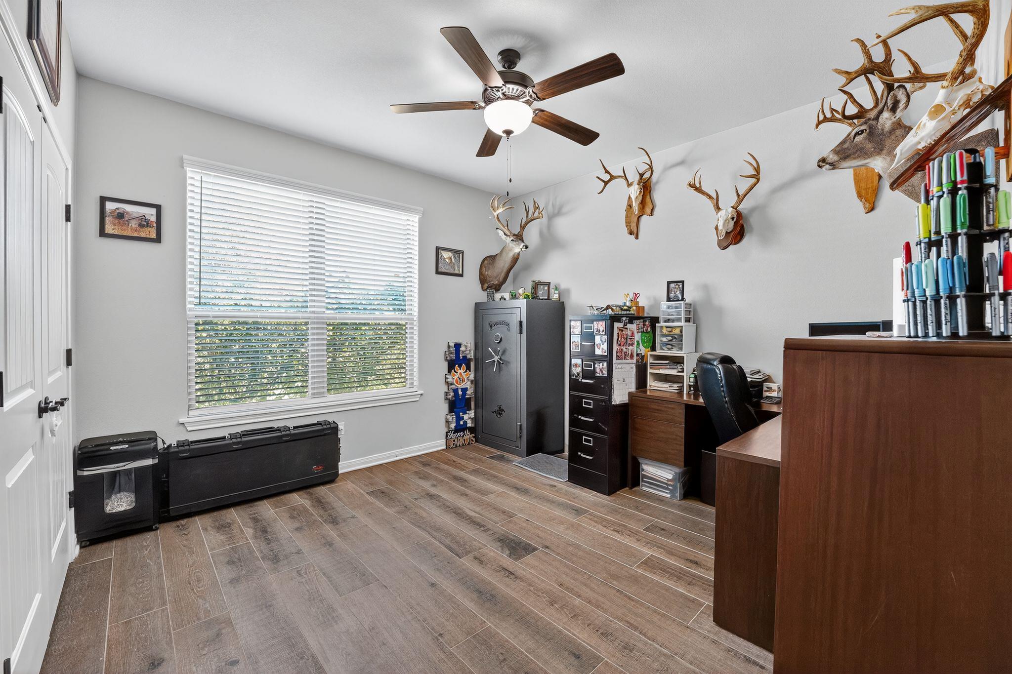 305 Western Sky Trl, Jarrell, TX 76537