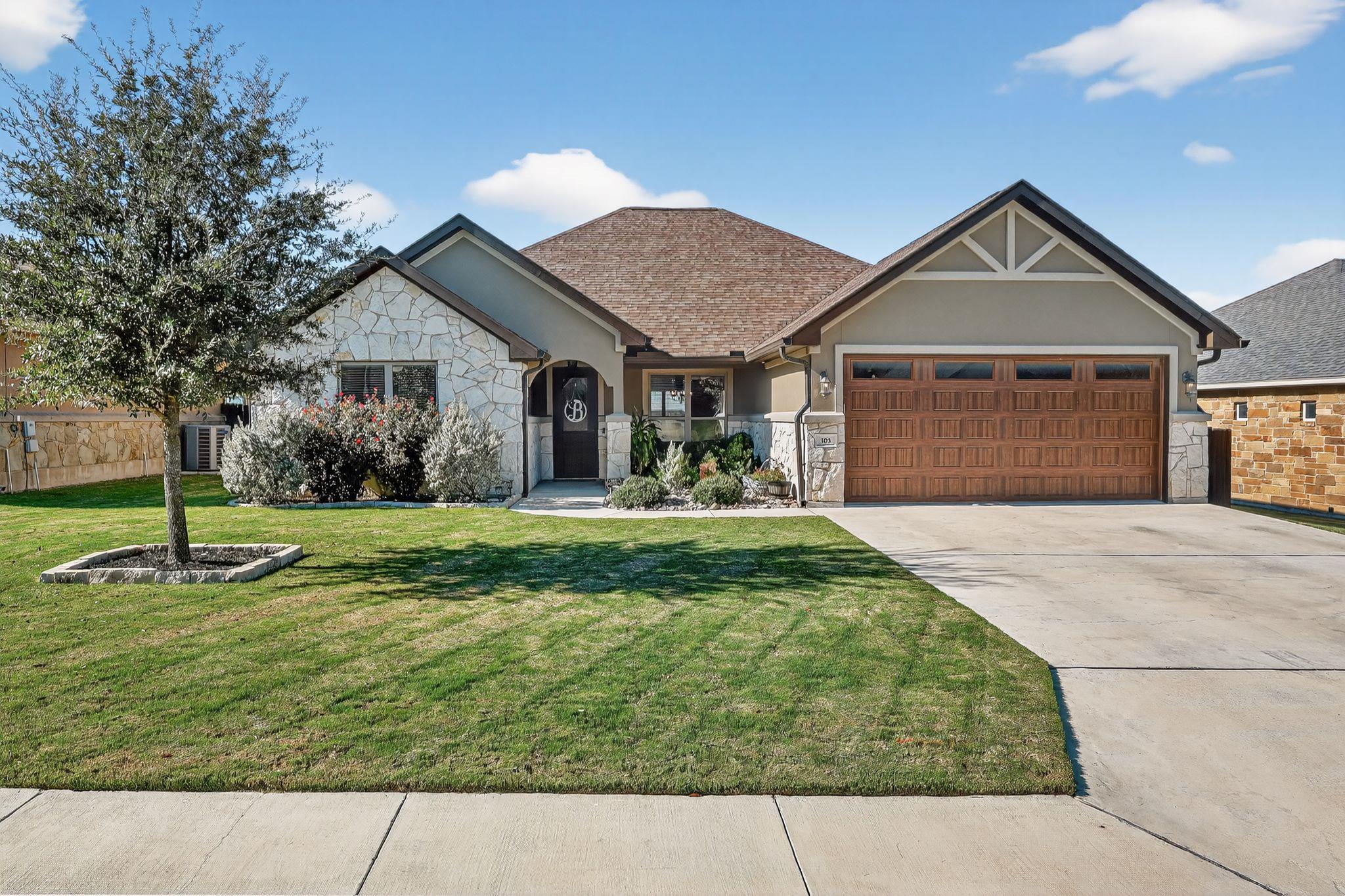 305 Western Sky Trl, Jarrell, TX 76537