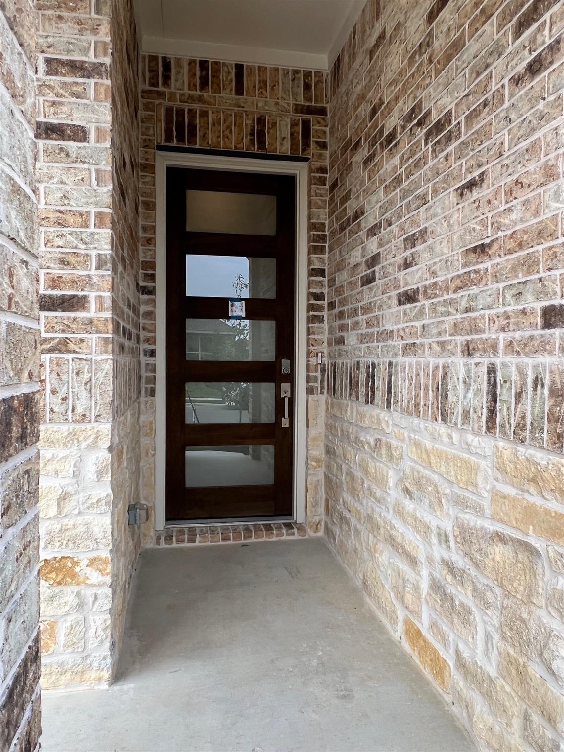 1925 Crooked Creek St, Leander, TX 78641