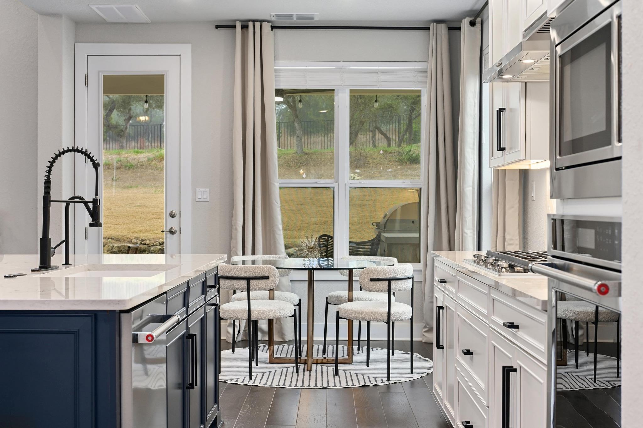 467 Cortaro Dr, Dripping Springs, TX 78620