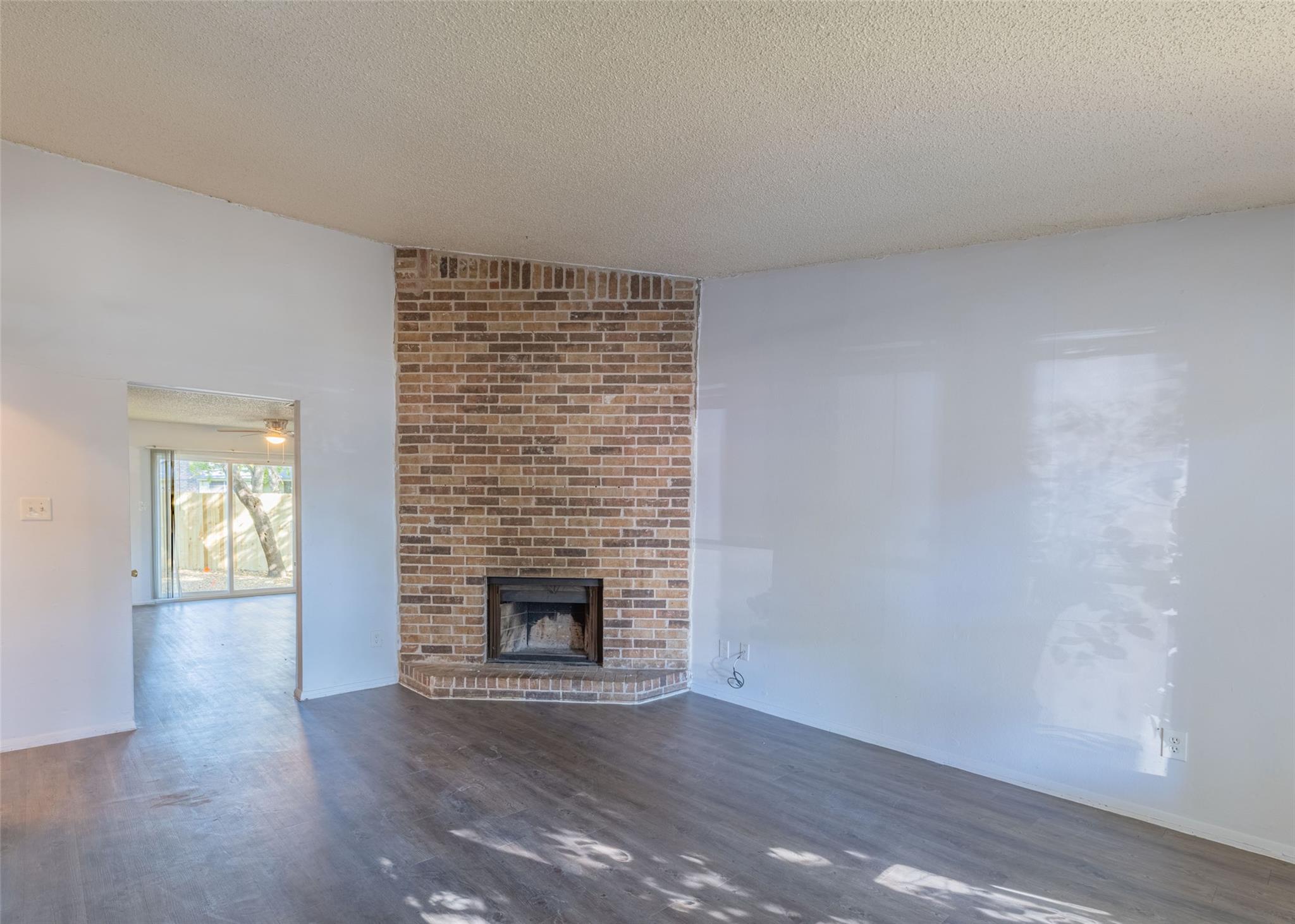 4600 Rocking Chair Rd # B, Austin, TX 78744