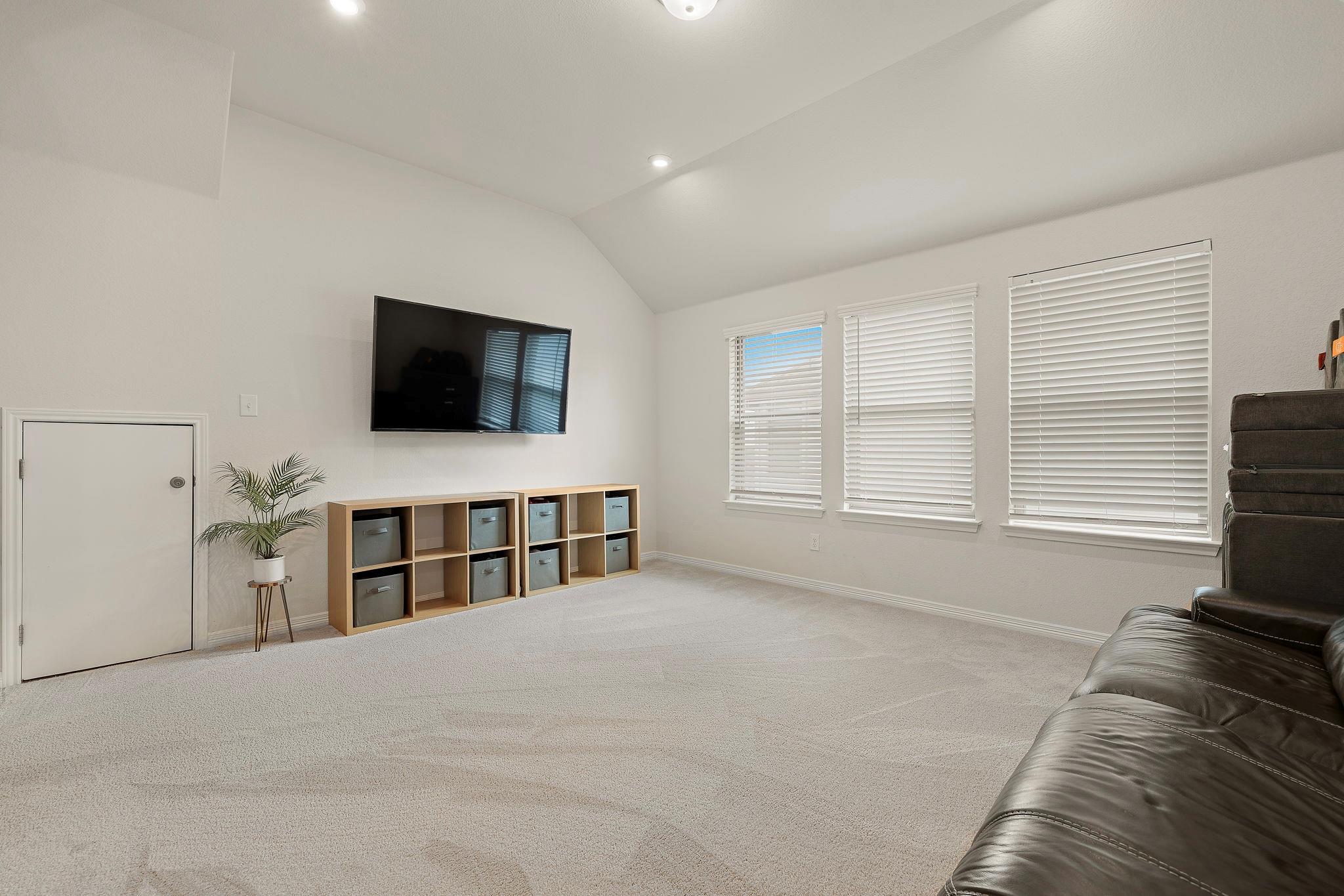 4332 Trey Edsel Dr, Pflugerville, TX 78660