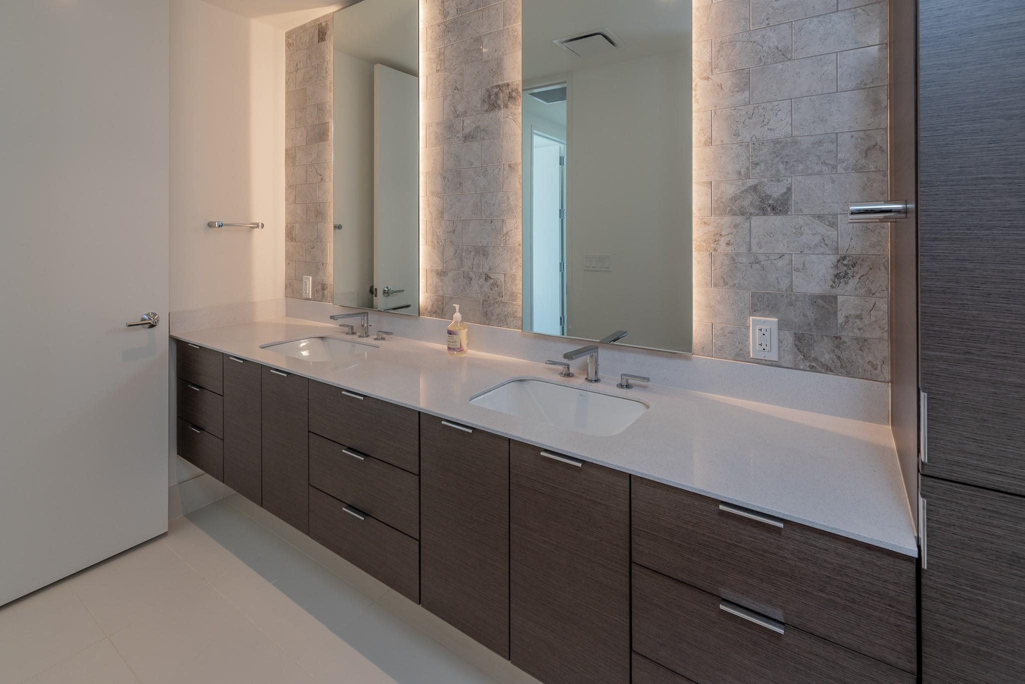 301 West Ave # 3606, Austin, TX 78701