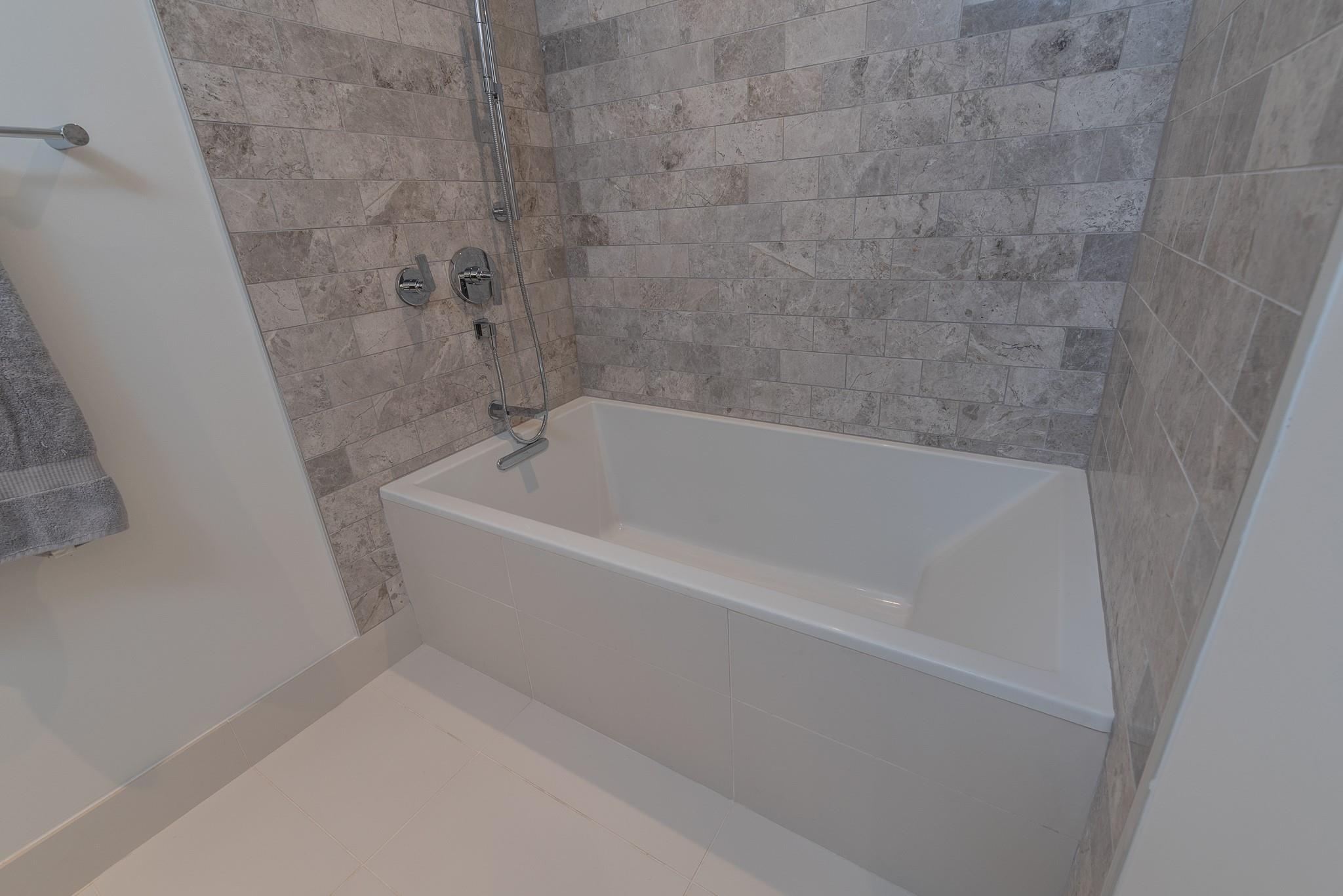 301 West Ave # 3606, Austin, TX 78701