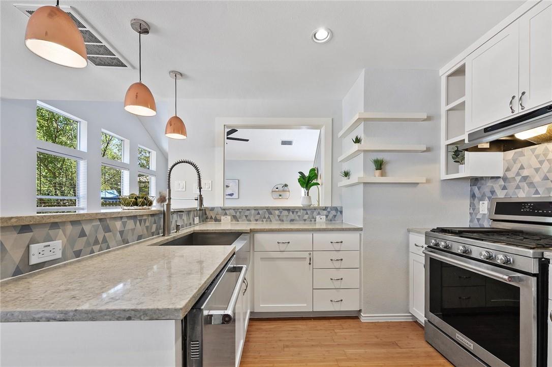 8117 Almondsbury Ln, Austin, TX 78748