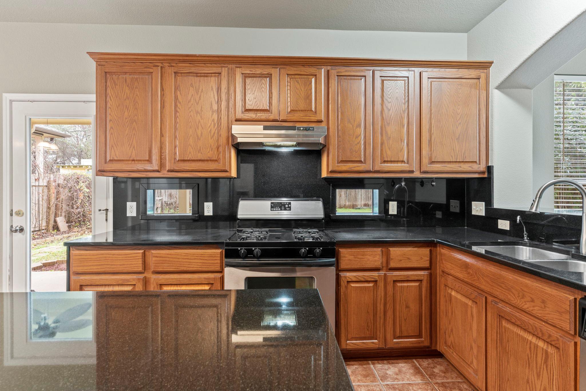 2020 Petrified Forest Dr, Austin, TX 78747