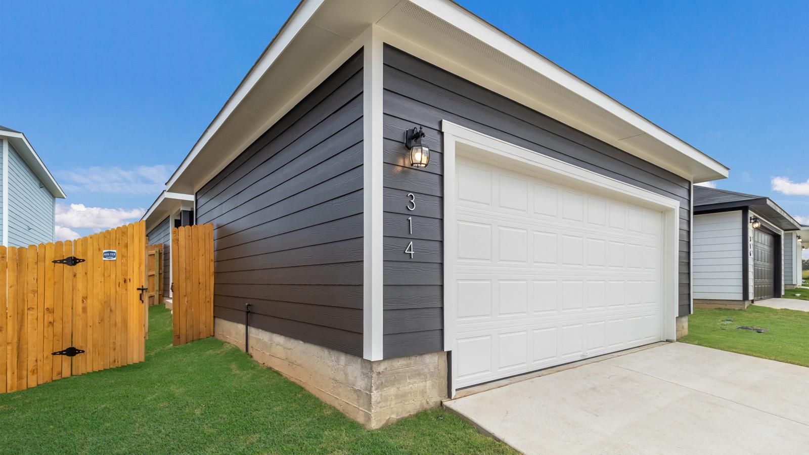 313 El Seibo Ln, Bastrop, TX 78602