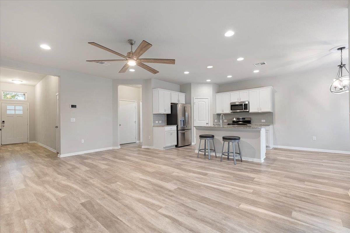 2228 Singletree Bnd, Georgetown, TX 78628