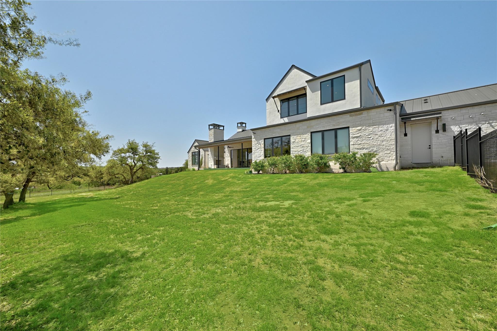 6323 Destiny Hills Dr, Austin, TX 78738