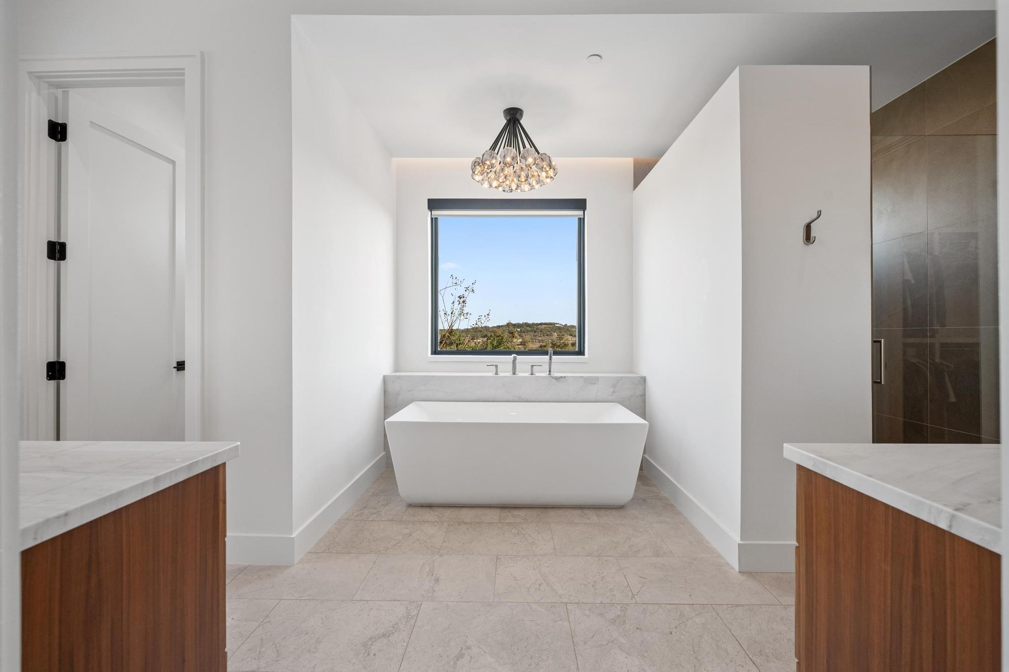 6323 Destiny Hills Dr, Austin, TX 78738