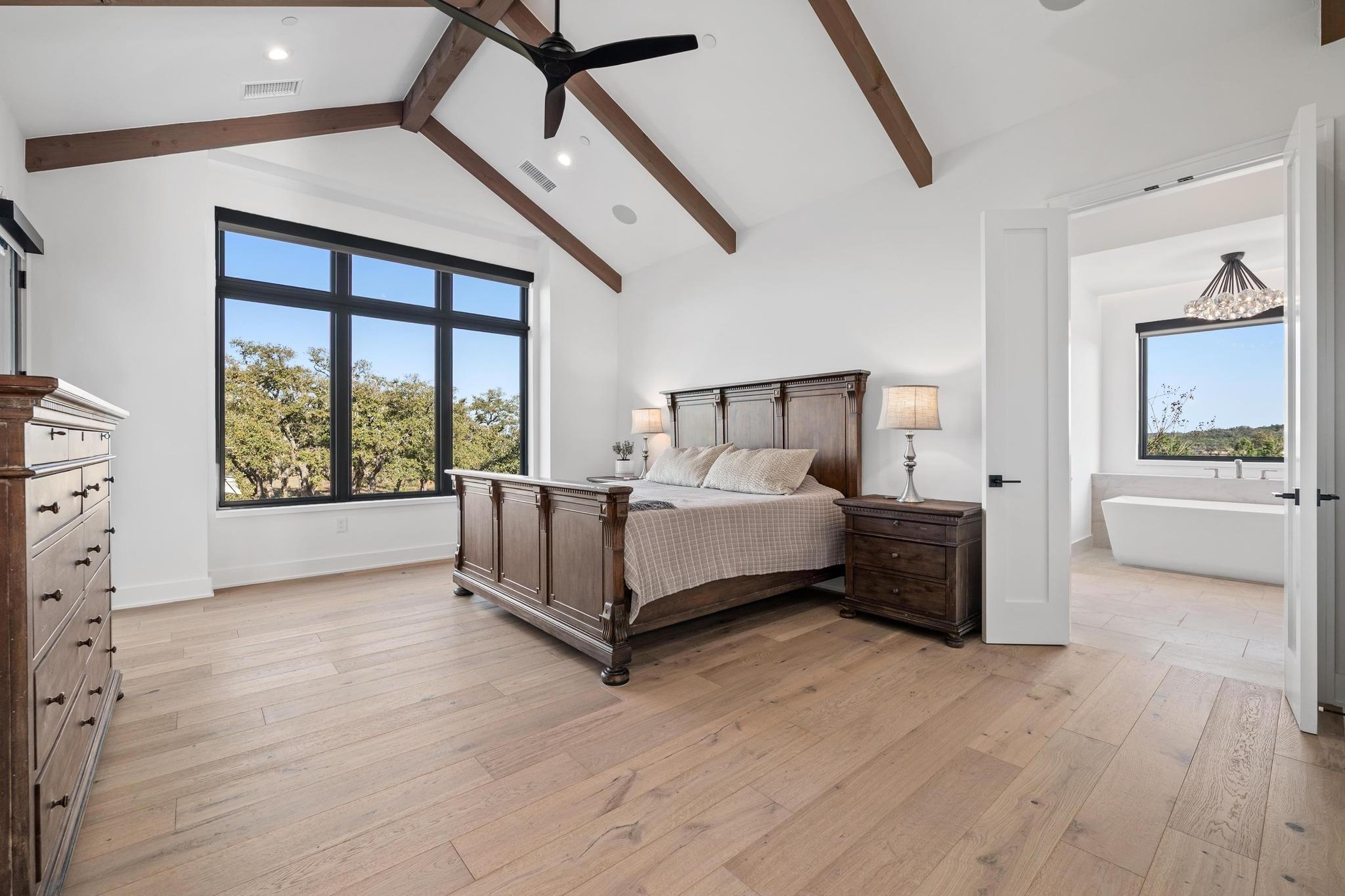 6323 Destiny Hills Dr, Austin, TX 78738