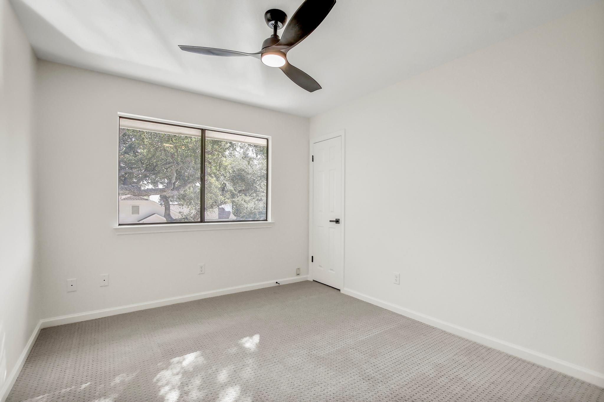 7401 Whistlestop Dr, Austin, TX 78749